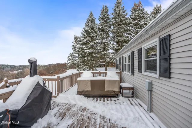 $499,800 | 23 Geiser Road, North Greenbush, NY 12198