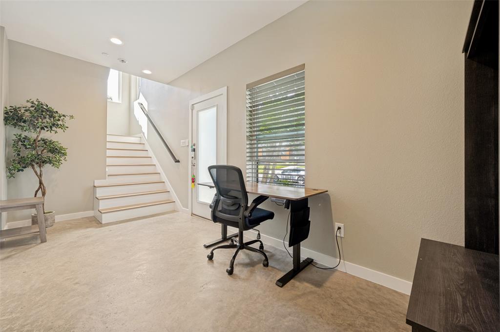 2630 Calvin Street, Unit 101 Dallas, TX 75204 - Photo 2 of 13