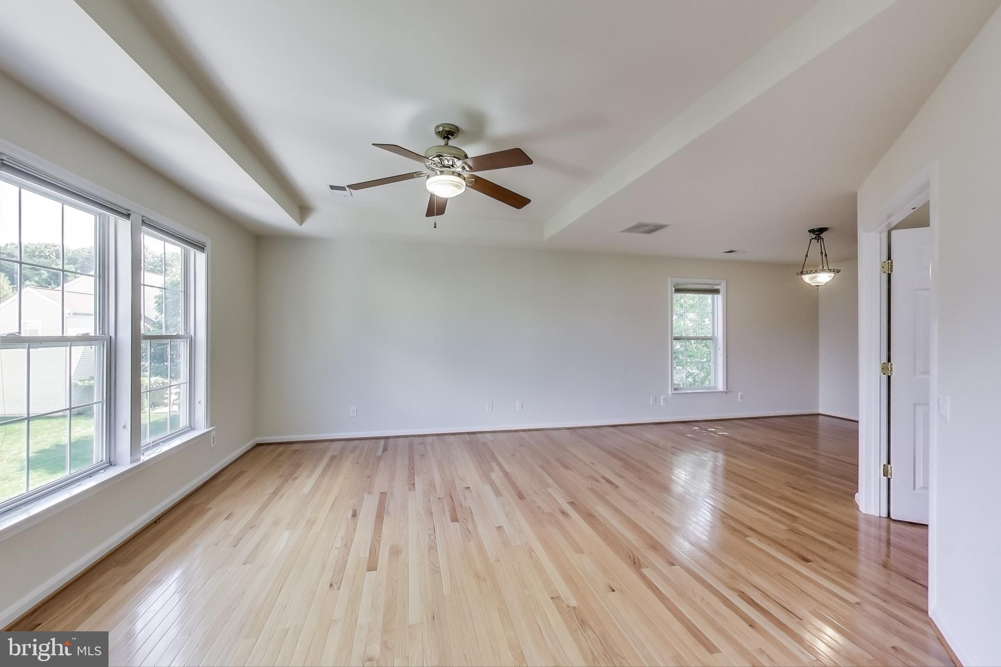 12517 Fox View Way Reston, VA 20191 - Photo 24 of 62