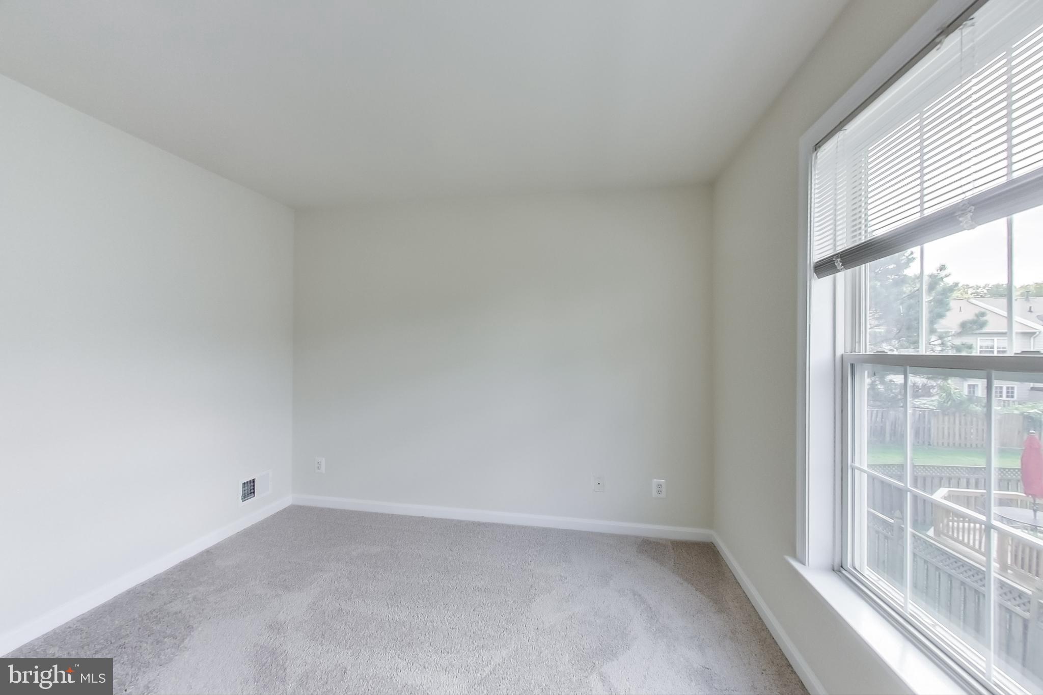 12517 Fox View Way Reston, VA 20191 - Photo 34 of 62