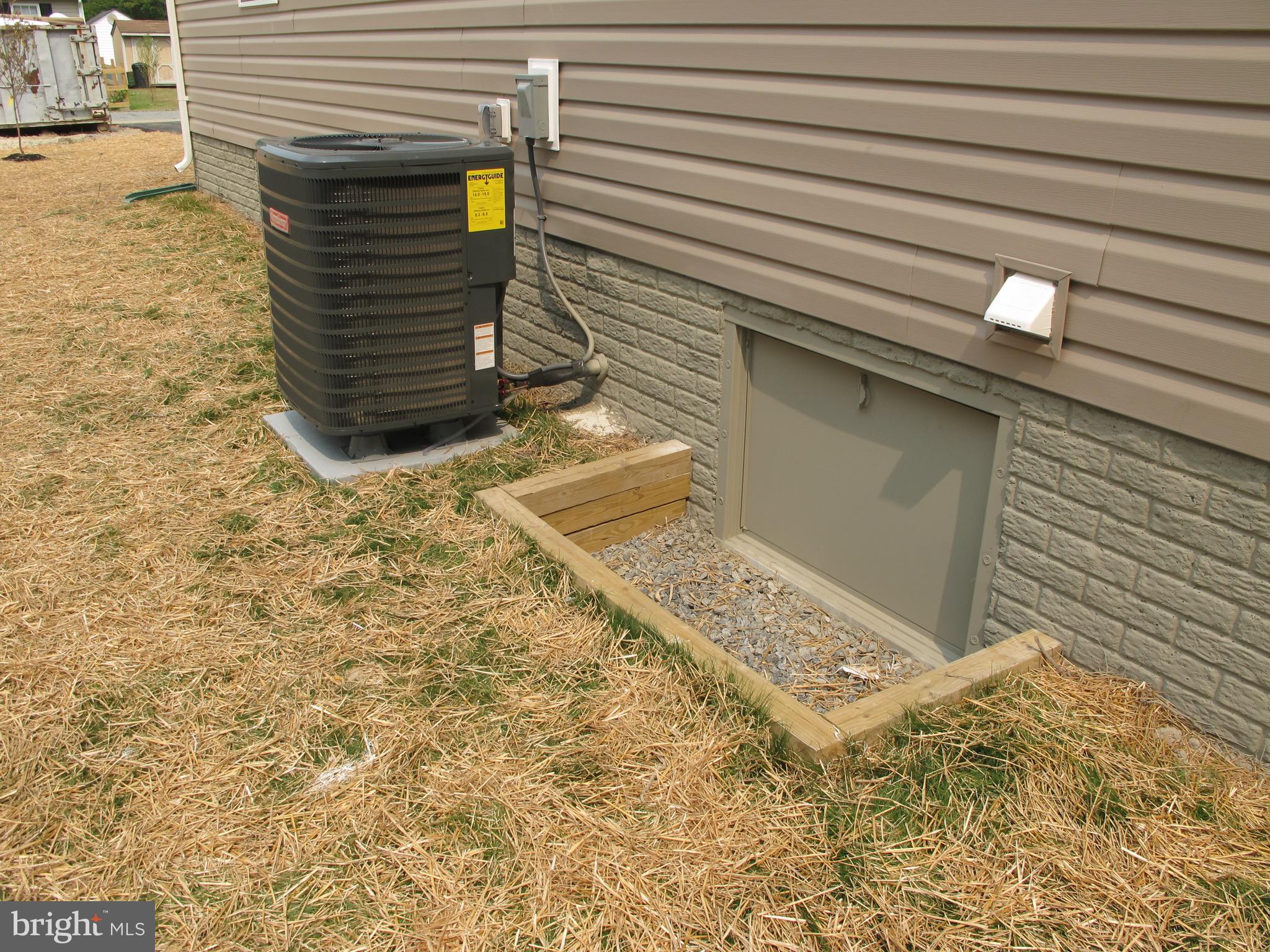 141 9th Street Colonial Beach, VA 22443 - Photo 5 of 55