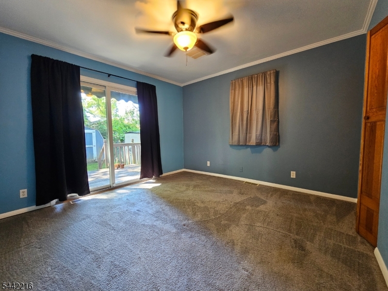 22 Amherst Way Hopatcong, NJ 07843 - Photo 5 of 10