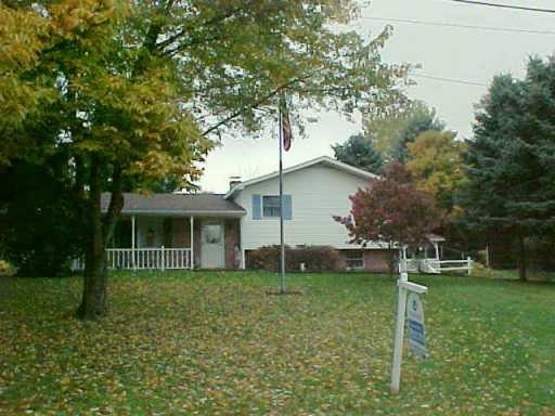 1655 Barclay Hill Road Beaver, PA 15009 - Photo 2 of 8 Gallery Image 2