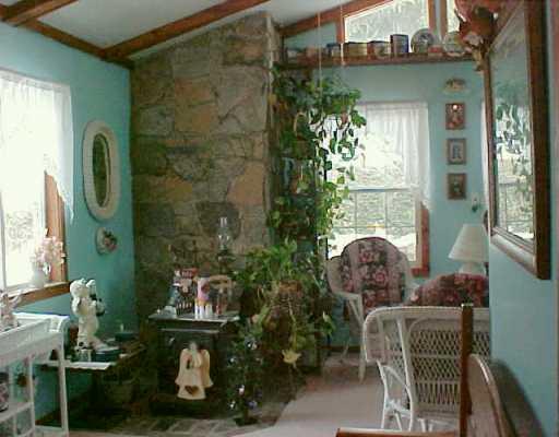 1655 Barclay Hill Road Beaver, PA 15009 - Photo 7 of 8 Gallery Image 7