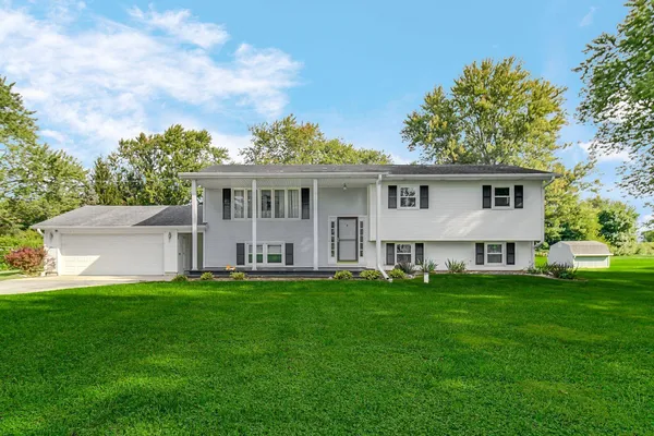$399,800 | 267 West 100 South, Valparaiso, IN 46385