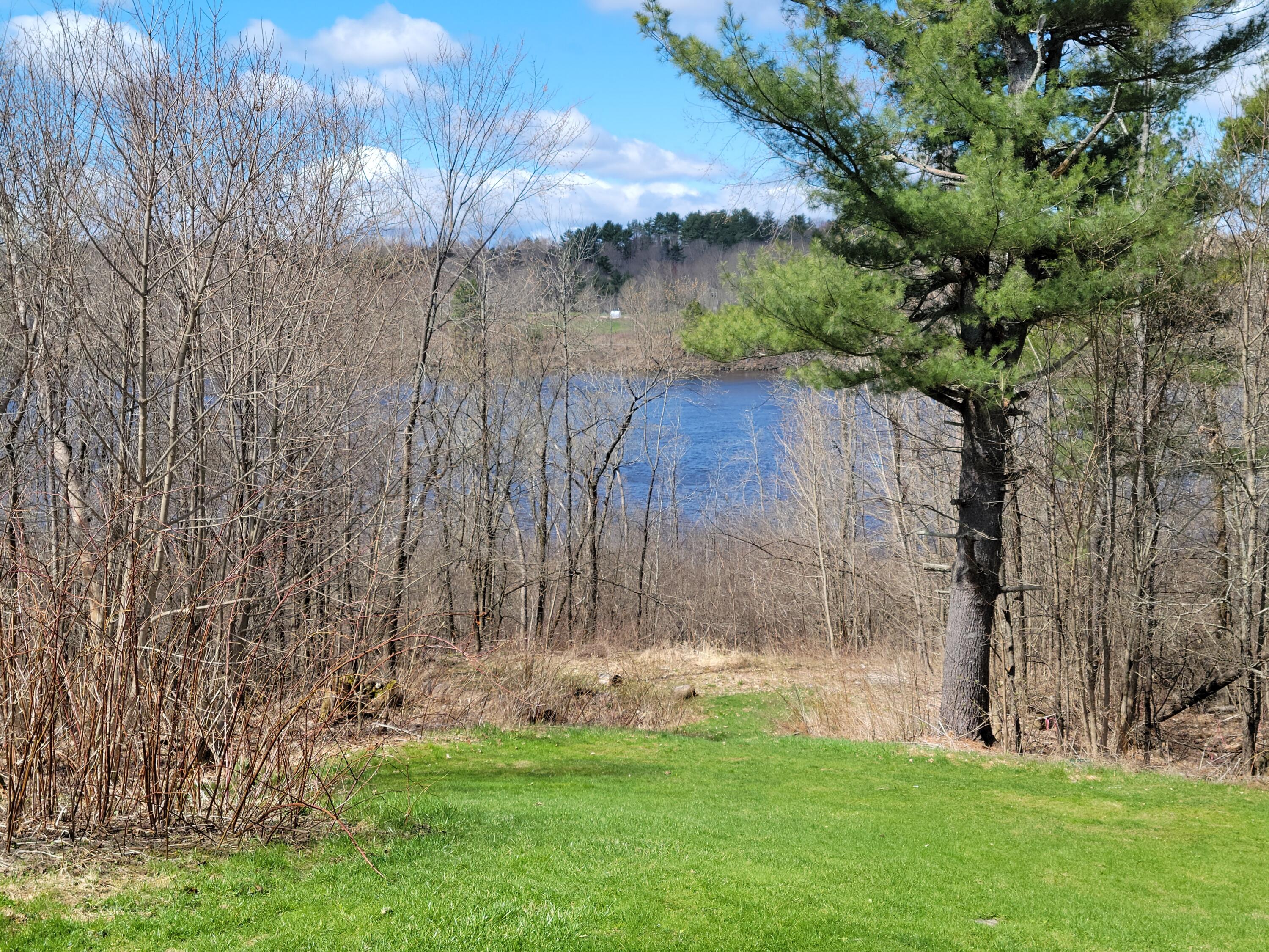 119 Arnold Road Pittston, ME 04345 - Photo 4 of 23 20220420_103440