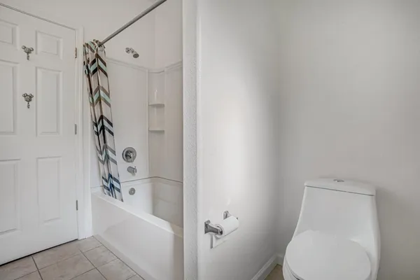 $480,000 | 3062 North Filbert Avenue, Fresno, CA 93727