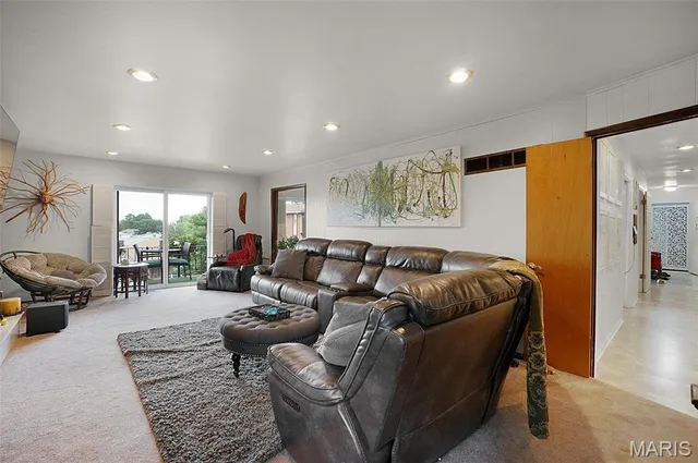 $75,000 | 10352 Forest Brook Lane, Unit H, St. Louis, MO 63146