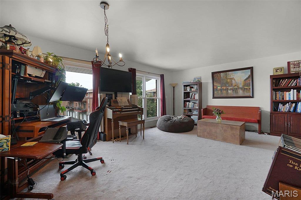 10352 Forest Brook Lane, Unit H St. Louis, MO 63146 - Photo 6 of 19