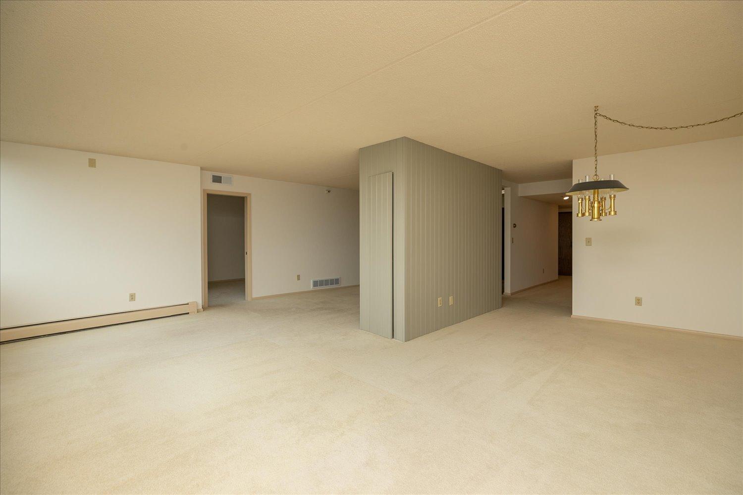 600 4th Street Southwest, Unit 605 Rochester, MN 55902 - Photo 5 of 37