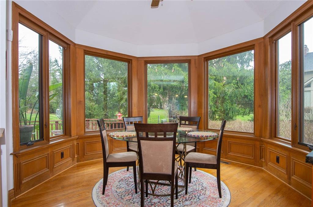 13709 Smokey Ridge Trace Carmel, IN 46033 - Photo 16 of 37 Gallery Image 16