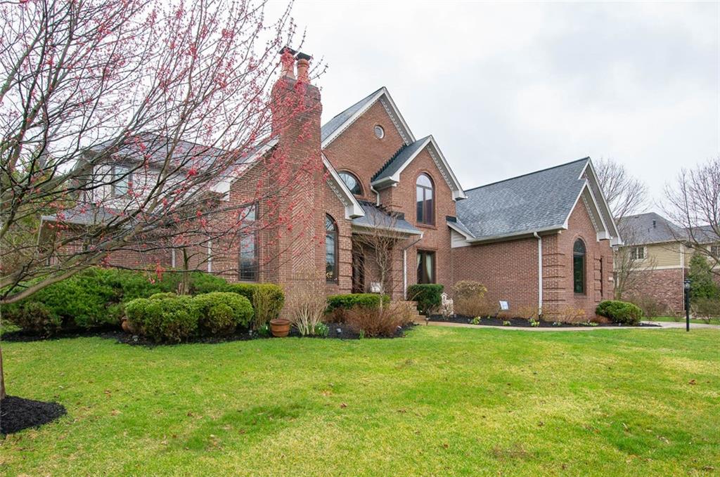13709 Smokey Ridge Trace Carmel, IN 46033 - Photo 2 of 37 Gallery Image 2