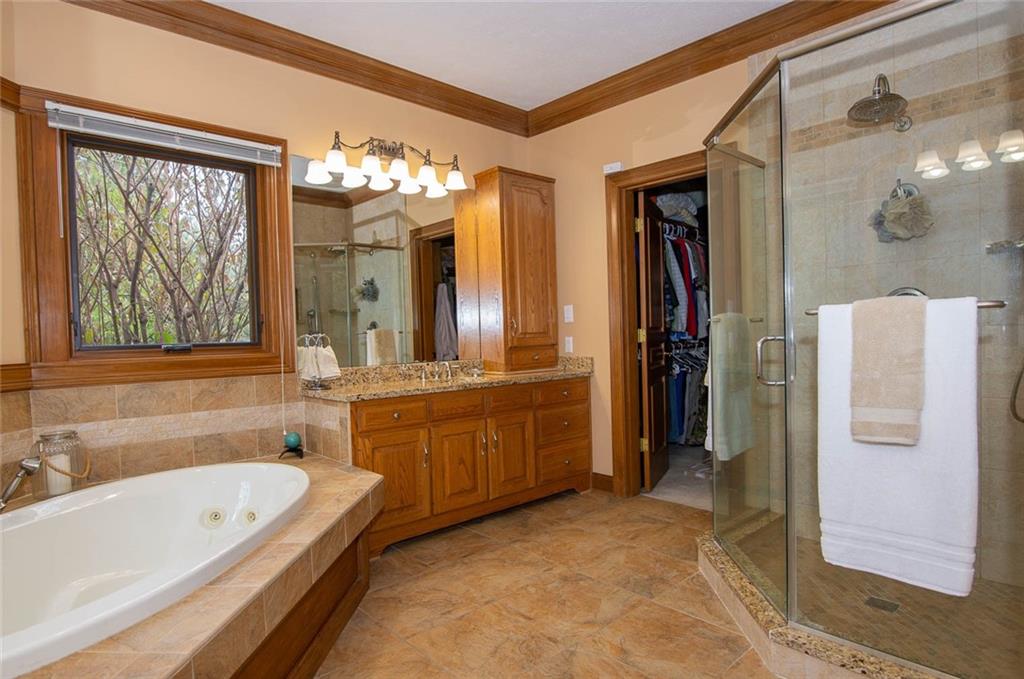 13709 Smokey Ridge Trace Carmel, IN 46033 - Photo 21 of 37 Gallery Image 21