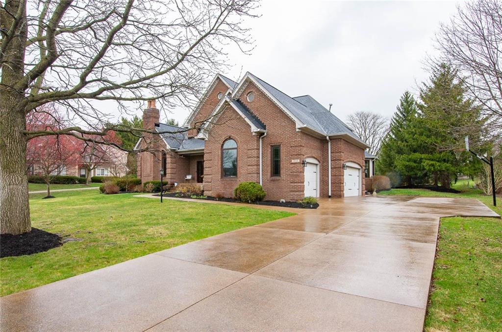 13709 Smokey Ridge Trace Carmel, IN 46033 - Photo 3 of 37 Gallery Image 3