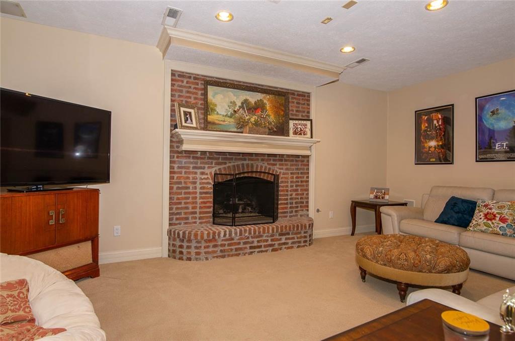 13709 Smokey Ridge Trace Carmel, IN 46033 - Photo 31 of 37 Gallery Image 31
