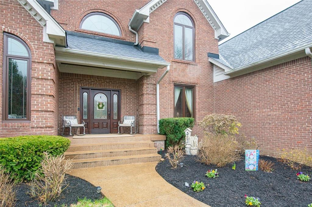 13709 Smokey Ridge Trace Carmel, IN 46033 - Photo 4 of 37 Gallery Image 4
