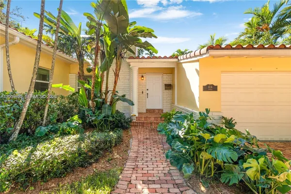 $7,000 | 414 Camilo Avenue, Coral Gables, FL 33134