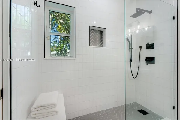 $7,000 | 414 Camilo Avenue, Coral Gables, FL 33134