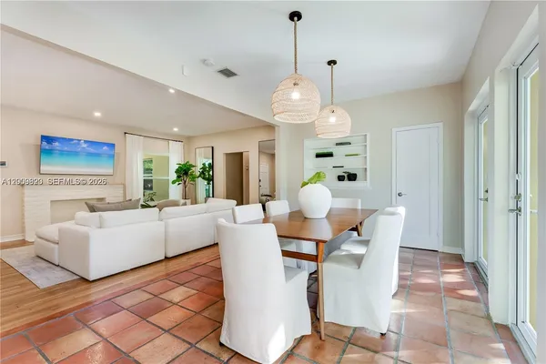 $7,000 | 414 Camilo Avenue, Coral Gables, FL 33134