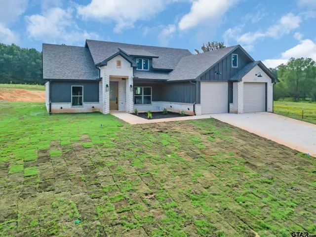 $359,900 | 13644 County Road 411, Tyler, TX 75706