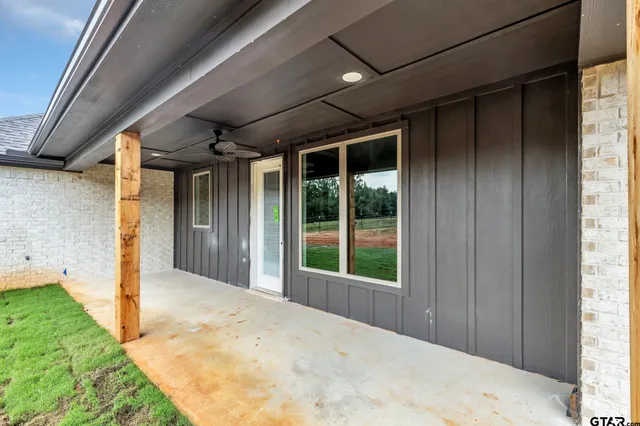 $359,900 | 13644 County Road 411, Tyler, TX 75706