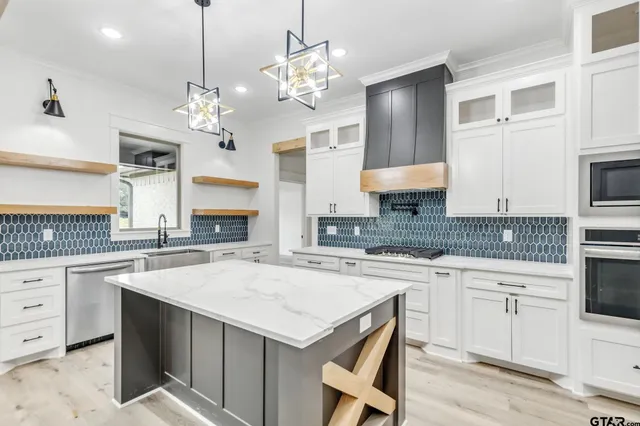 $359,900 | 13644 County Road 411, Tyler, TX 75706