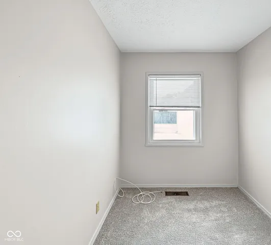 $212,900 | 2201 Meadow Drive, Lafayette, IN 47909