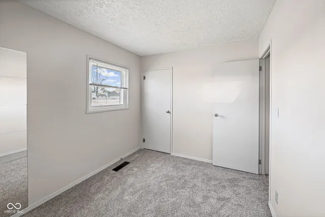 $212,900 | 2201 Meadow Drive, Lafayette, IN 47909