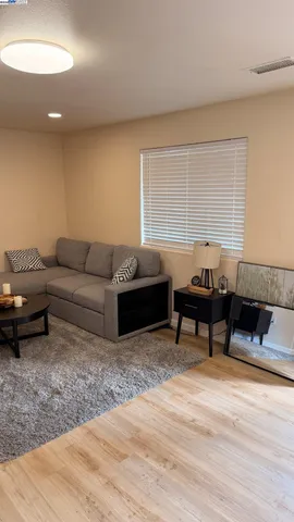 $635,000 | 825 East Colton Avenue, Redlands, CA 92374