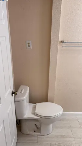 $635,000 | 825 East Colton Avenue, Redlands, CA 92374