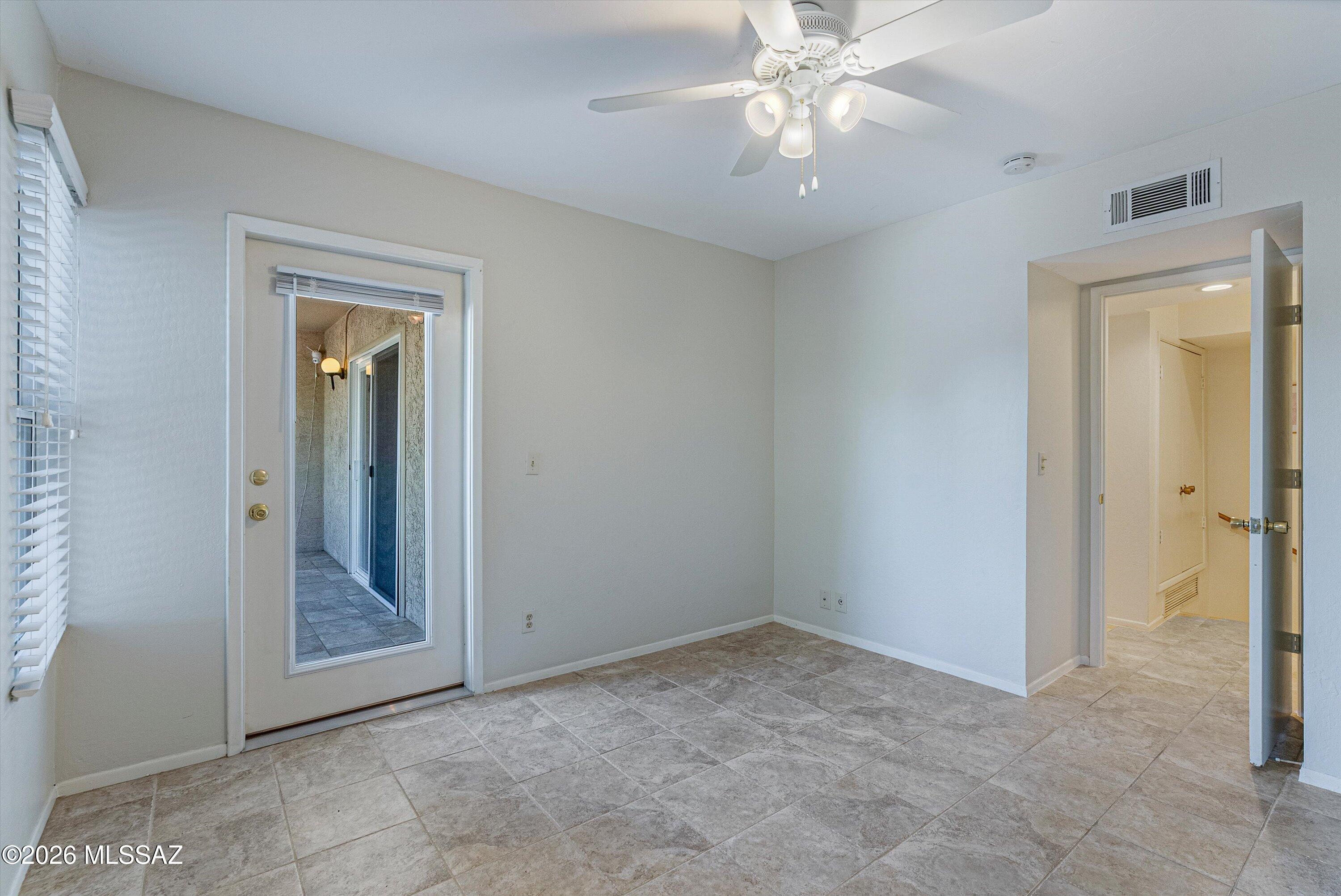 3750 North Country Club Road, Unit 5 Tucson, AZ 85716 - Photo 24 of 38 Bedroom 2