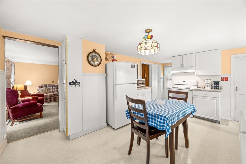 294 North Valley Road Pelham, MA 01002 - Photo 29 of 42