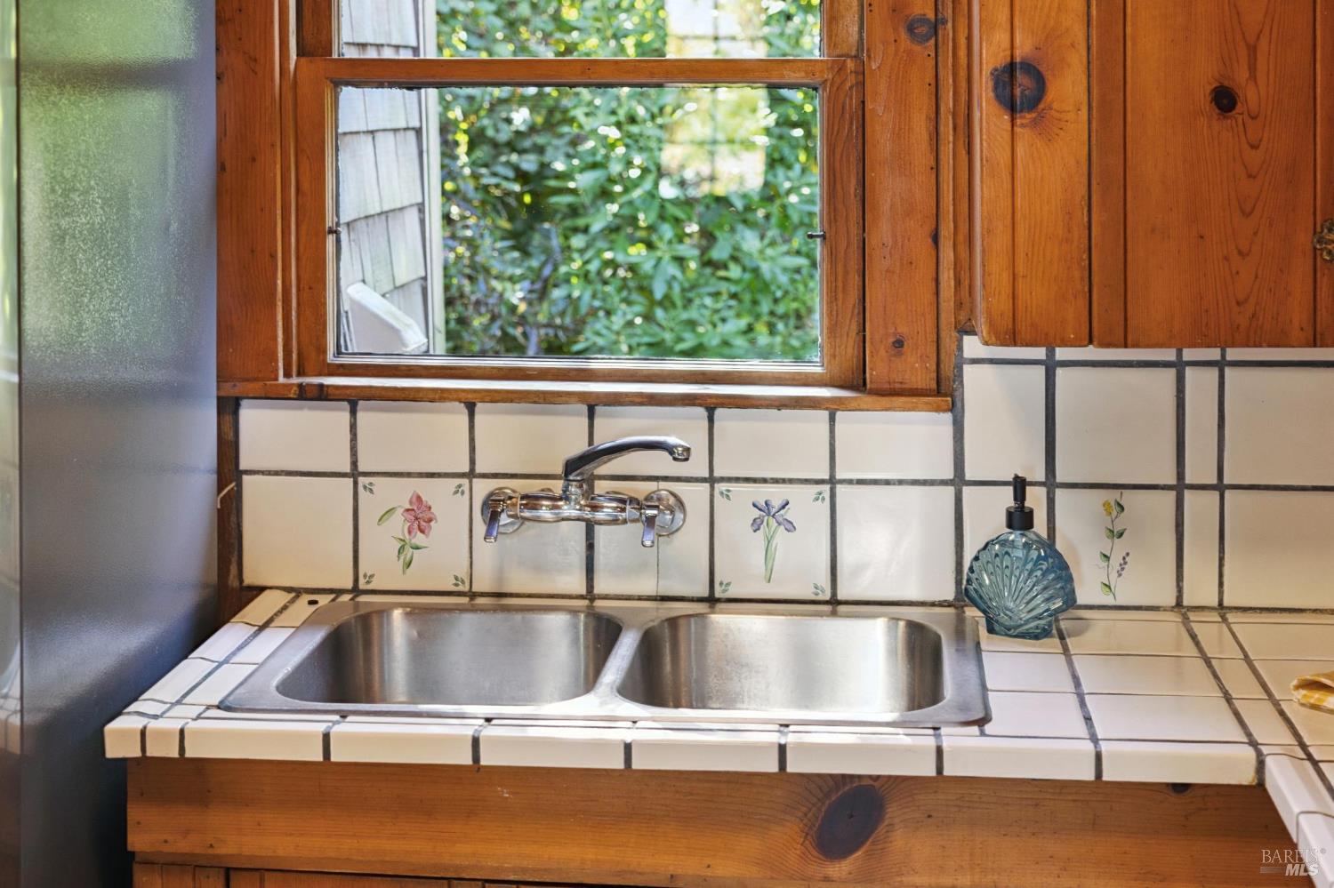 10 Canyon Road Bolinas, CA 94924 - Photo 21 of 71 Gallery Image 21