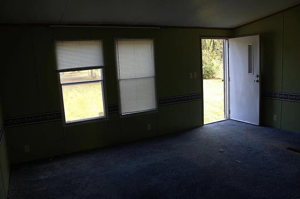 3573 State Rd S-10-1632 Johns Island, SC 29455 - Photo 5 of 13 2b9d9a8e64da2c44ef9151c8fc0815aa-uncropp