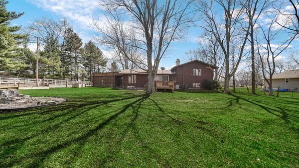 $435,000 | 3050 East 139th Avenue, Crown Point, IN 46307