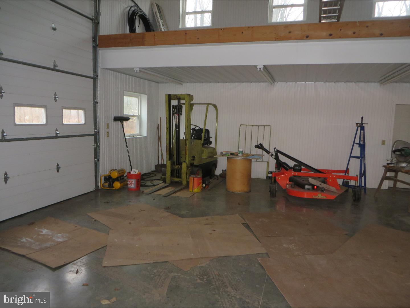 694 Apple Road Quakertown, PA 18951 - Photo 7 of 12 Gallery Image 7