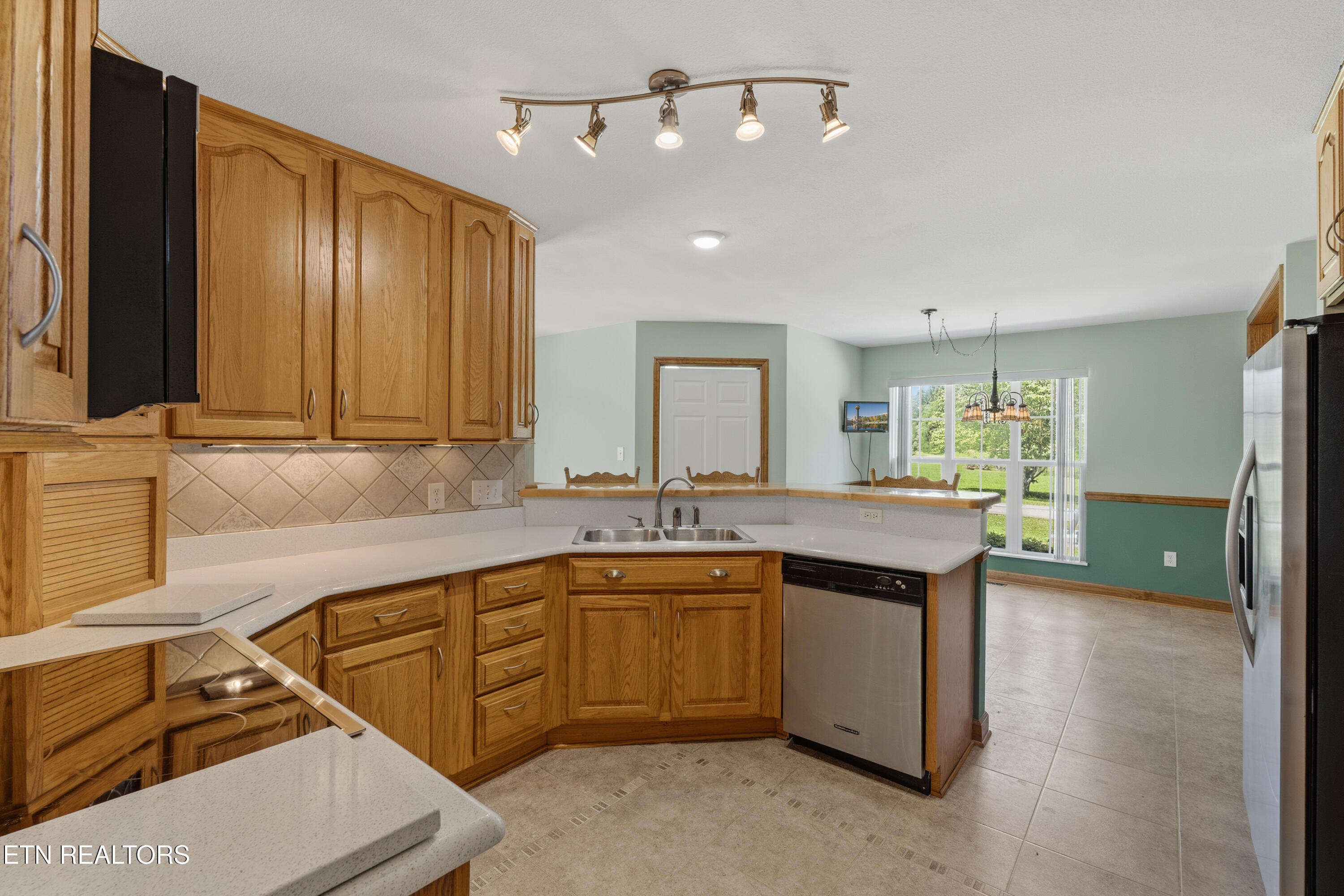 865 River Road Kingston, TN 37763 - Photo 23 of 49 DSC03648