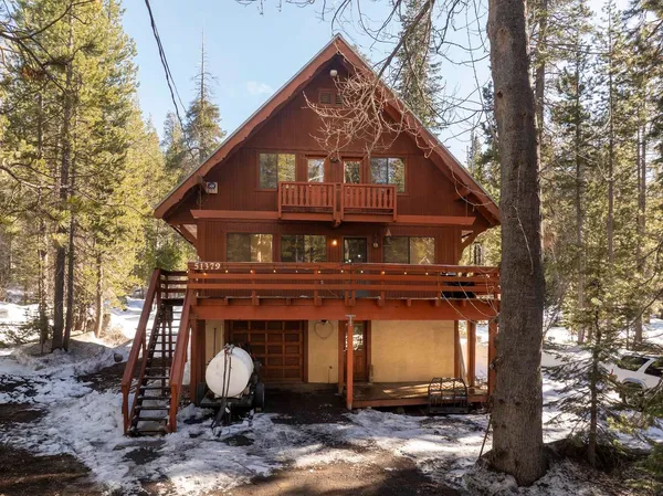 $735,000 | 51379 Donner Pass Road, Soda Springs, CA 95728