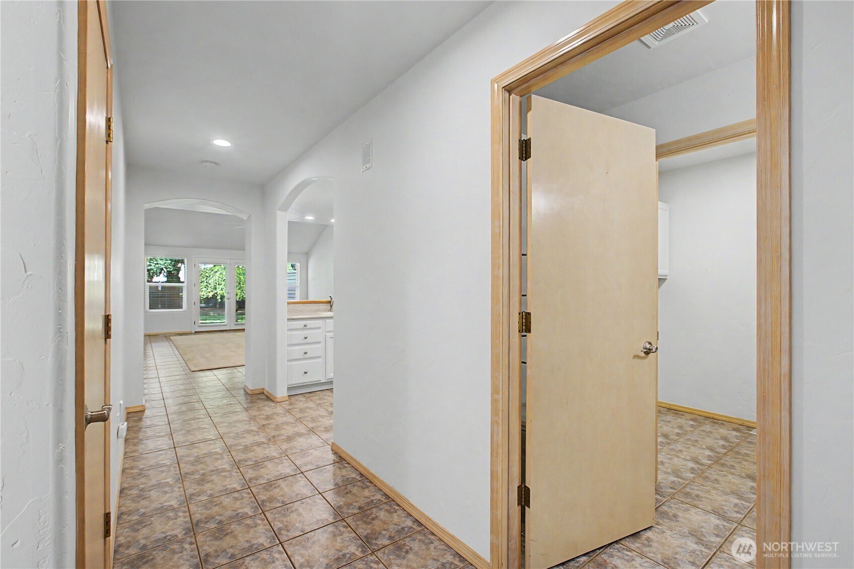 6604 Riviera Court Southeast Lacey, WA 98513 - Photo 21 of 39