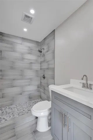 $3,150 | 2614 West 65th Street, Hialeah, FL 33016