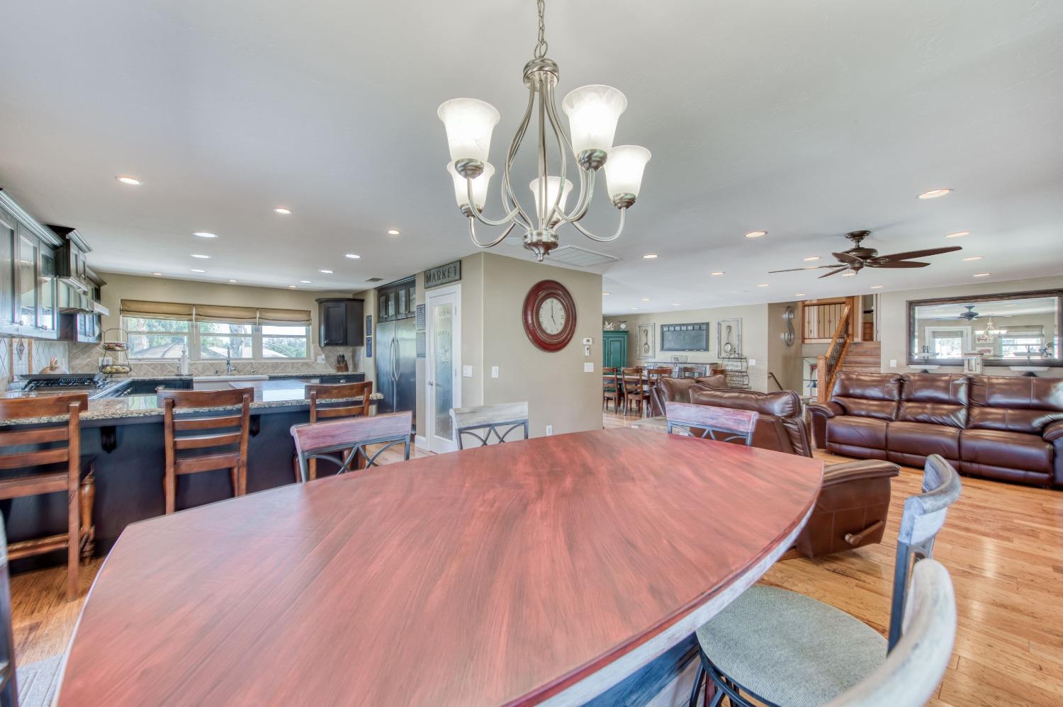 5588 North McCall Avenue Clovis, CA 93619 - Photo 15 of 77