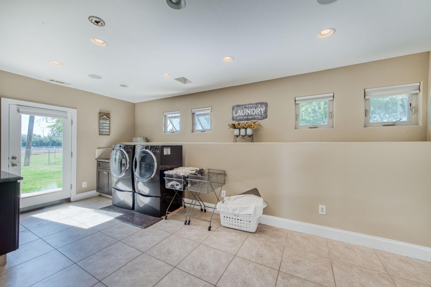 5588 North McCall Avenue Clovis, CA 93619 - Photo 36 of 77