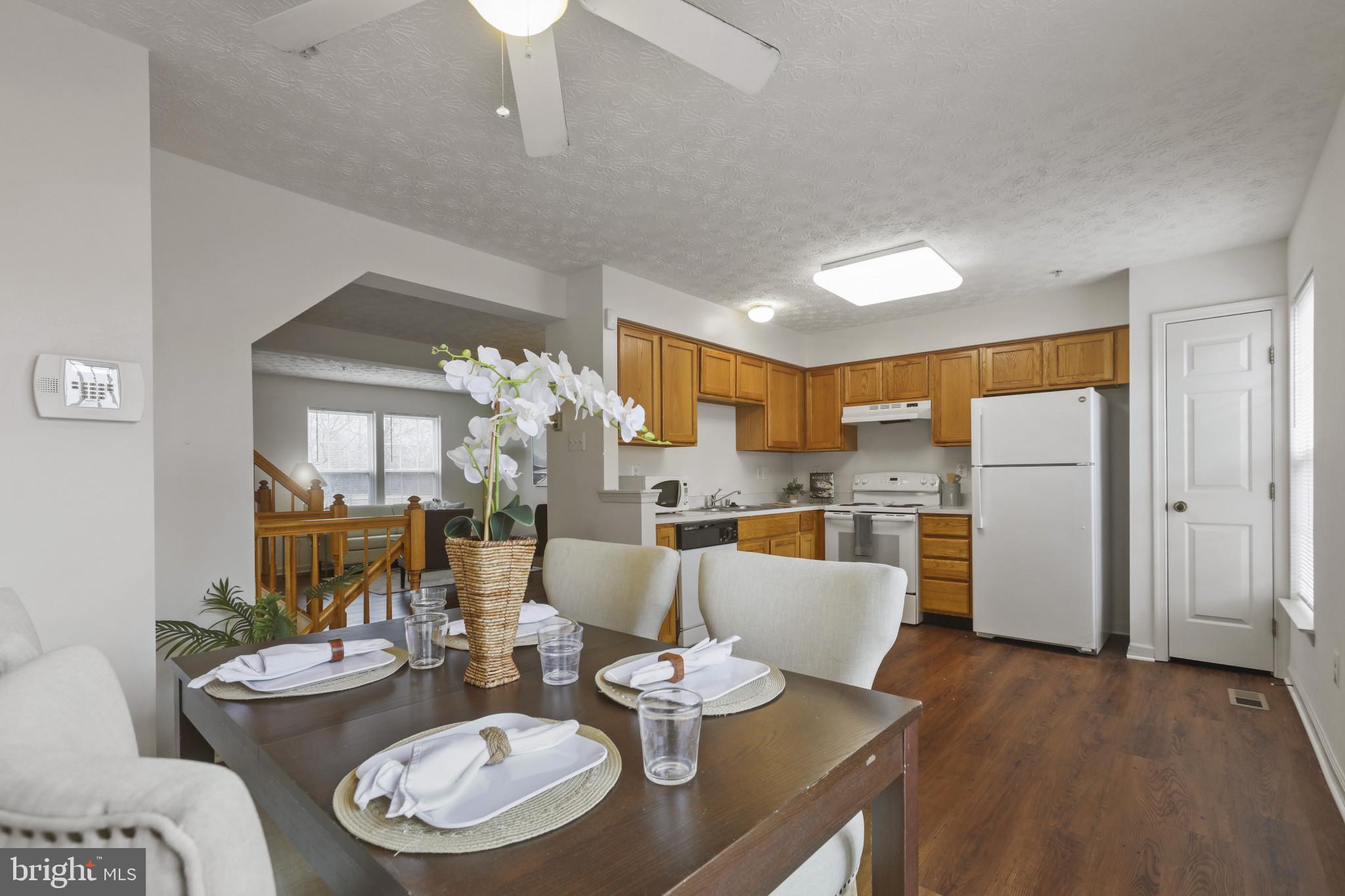 5209 Abbeywood Court Rosedale, MD 21237 - Photo 7 of 27 Eat in kitchen