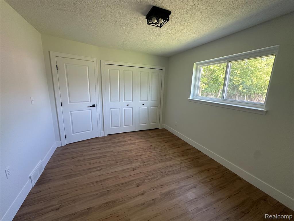 25274 Middlebelt Road Farmington Hills, MI 48336 - Photo 32 of 44