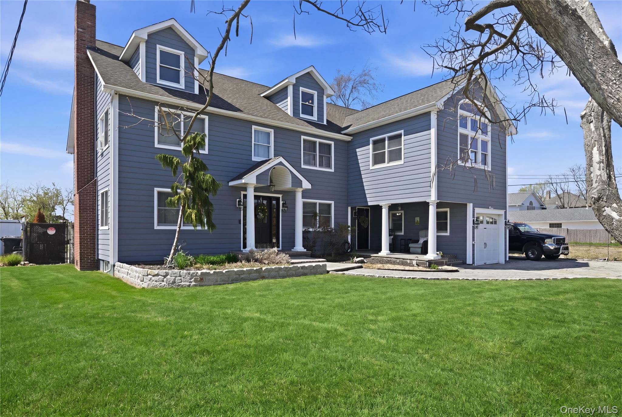 230 West Islip Road West Islip, NY 11795 - Photo 3 of 50