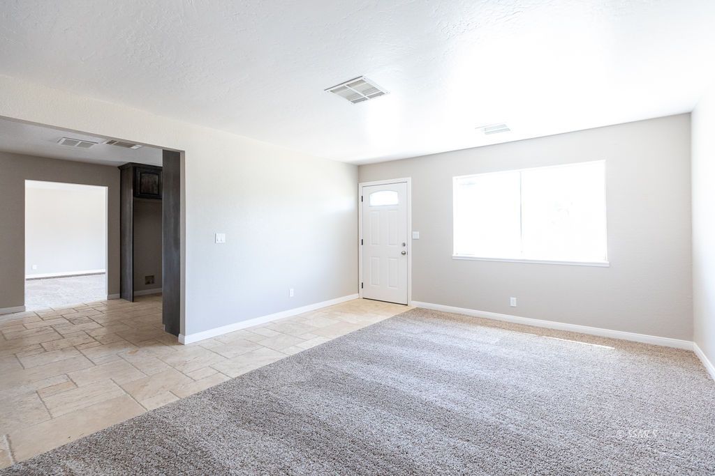 1432 Porter Street Ridgecrest, CA 93555 - Photo 3 of 29