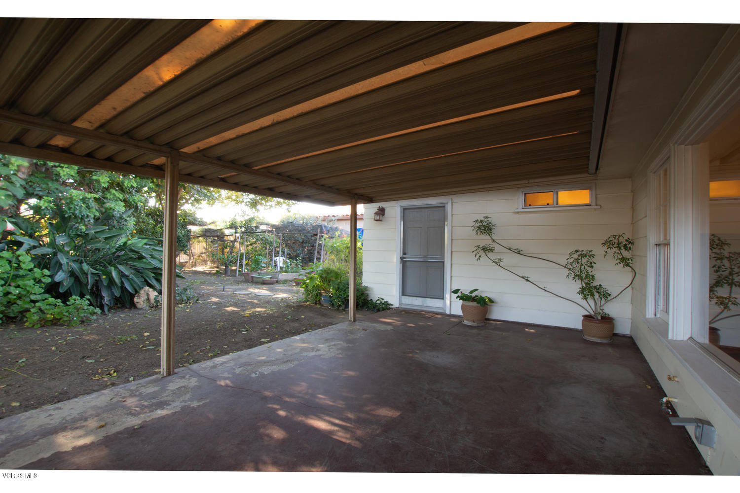 110 North Peck Road Santa Paula, CA 93060 - Photo 22 of 28 110 N Peck Rd Santa Paula CA-022-021-Sti