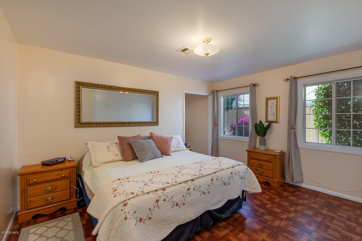 110 North Peck Road Santa Paula, CA 93060 - Photo 5 of 28 110 N Peck Rd Santa Paula CA-014-015-Sti