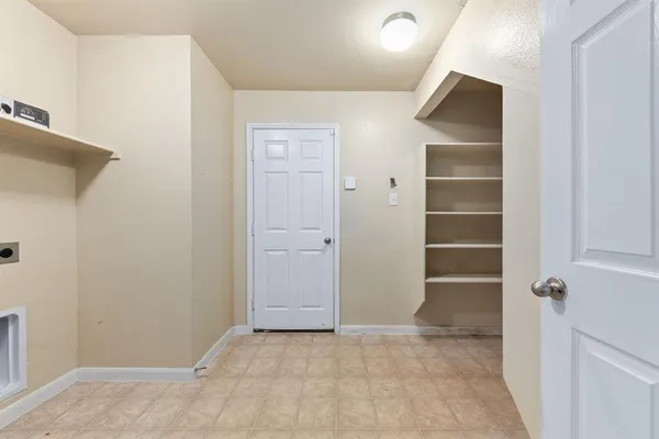 $2,400 | 9105 Sun Haven Way, Fort Worth, TX 76244