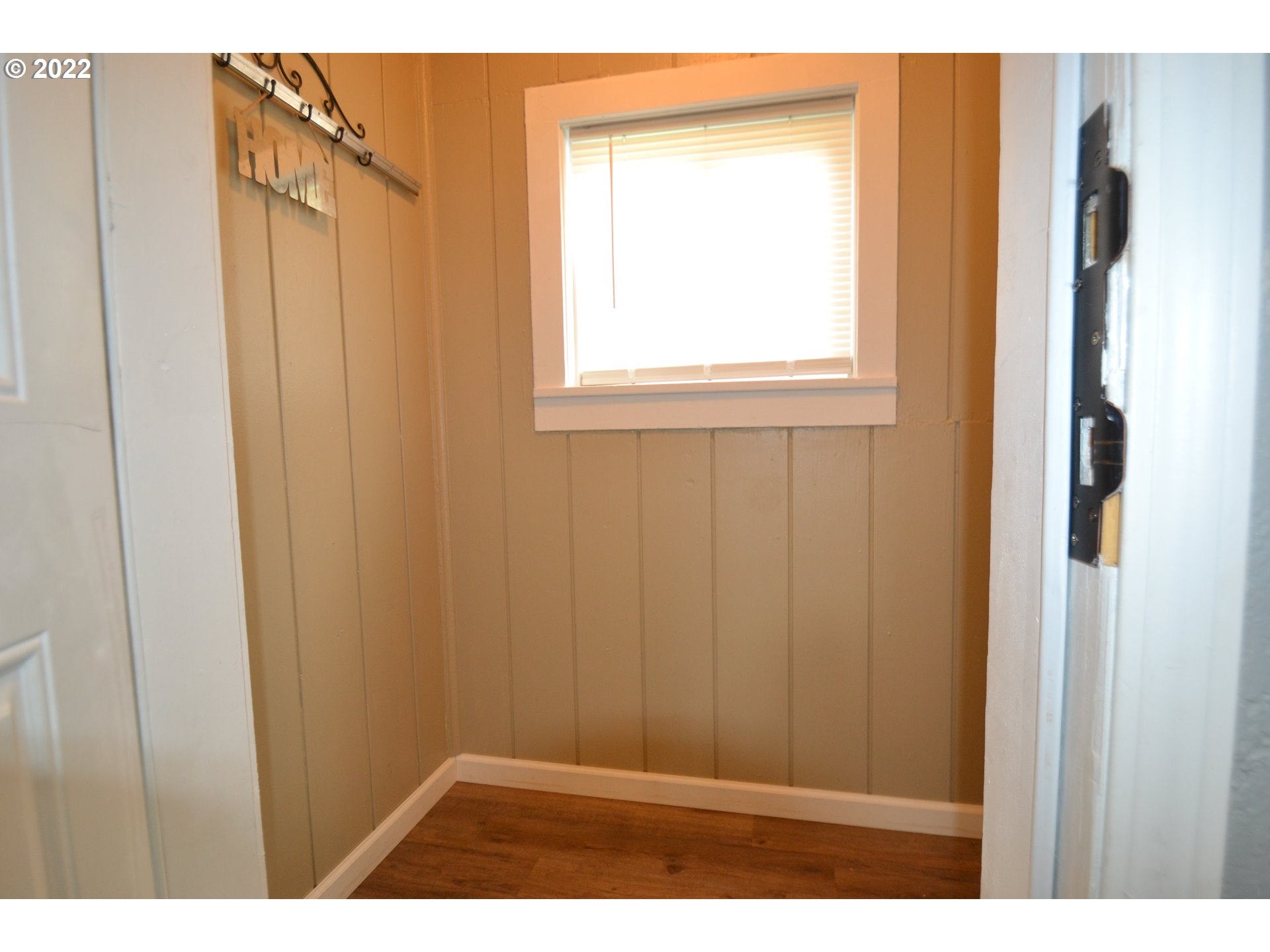 1450 Southwest 10th Street Dallas, OR 97338 - Photo 15 of 32 Gallery Image 15
